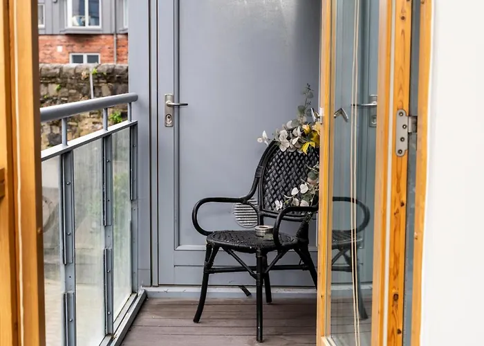 Stunning 1 Bedroom Appartment In Grand Cannal